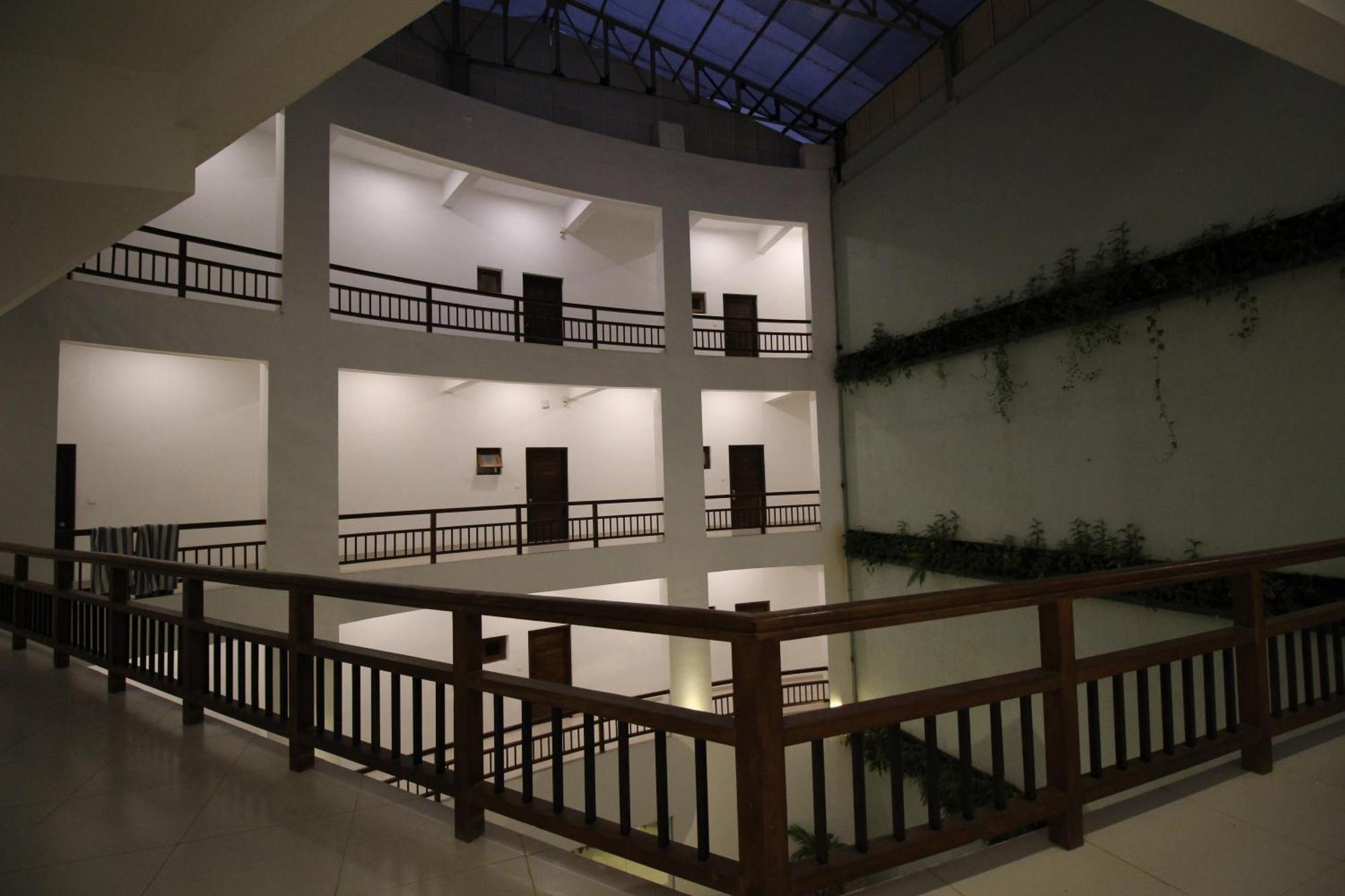 Hotel Refresh Blue Hikkaduwa Exterior foto